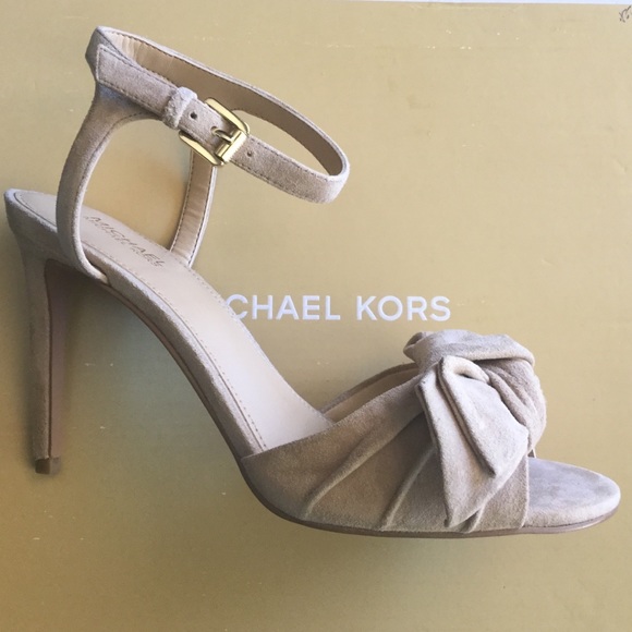 Donated- Michael Kors open toe heels size 6 - Picture 5 of 5